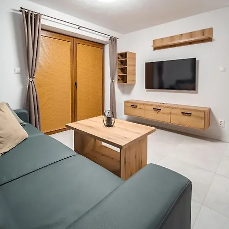 Chalety Bucina Apartment